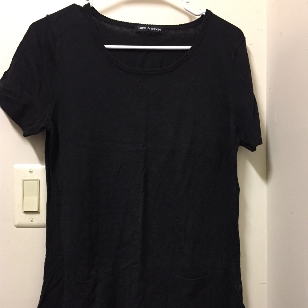 ⭐️⭐️Cable & Gauge dress tee